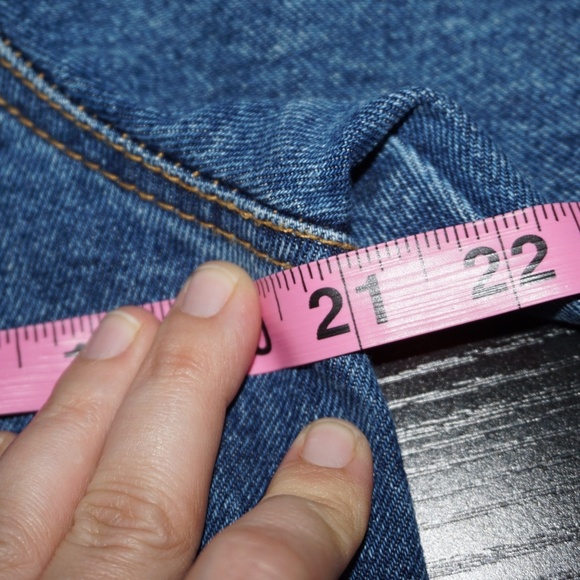 Vintage 80s Denim Oversized Trucker Jean Jacket - Picture 6 of 7